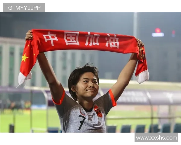 东京足球队迎战长崎队激战J联赛争夺季后赛名额的关键之战